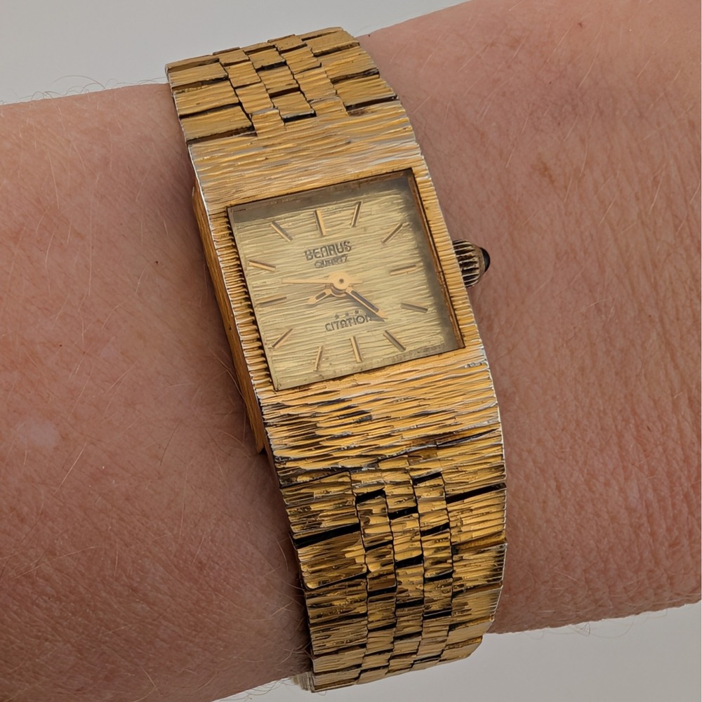 Benrus Citation Bark Texture Gold Tone Bracelet Watch Vintage 1970s Quartz